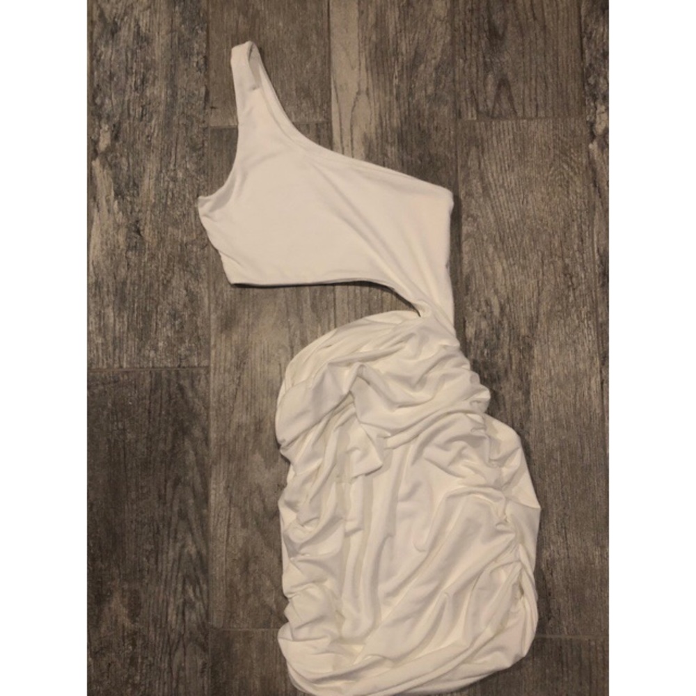 White club dress